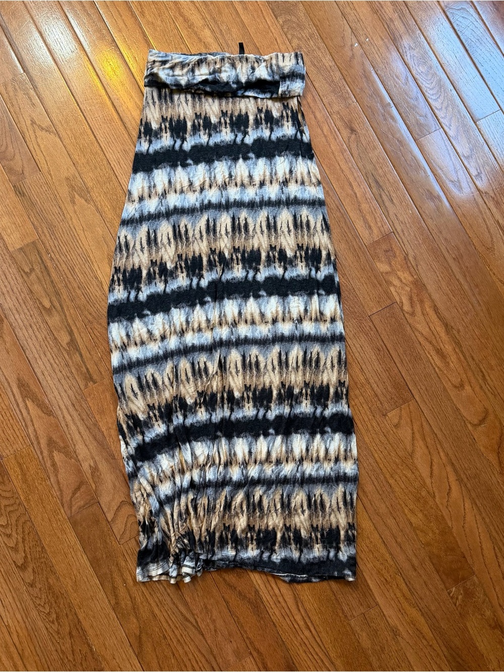 B Jewel Black & Cream Tie-Dye Maxi Skirt